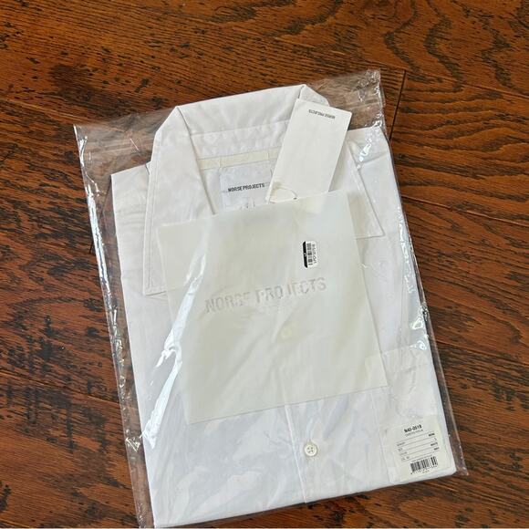 Norse Projects Carsten Short Sleeve Poplin Shirt in White Sz Large NWT - Picture 4 of 12